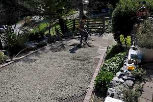 The unique shape of the CORE Gravel foundation allows the cells to hold the gravel in place on a slope.